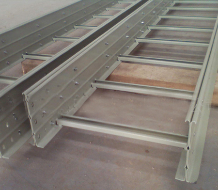 槽式電纜橋架是什么？有哪些特點(diǎn)？